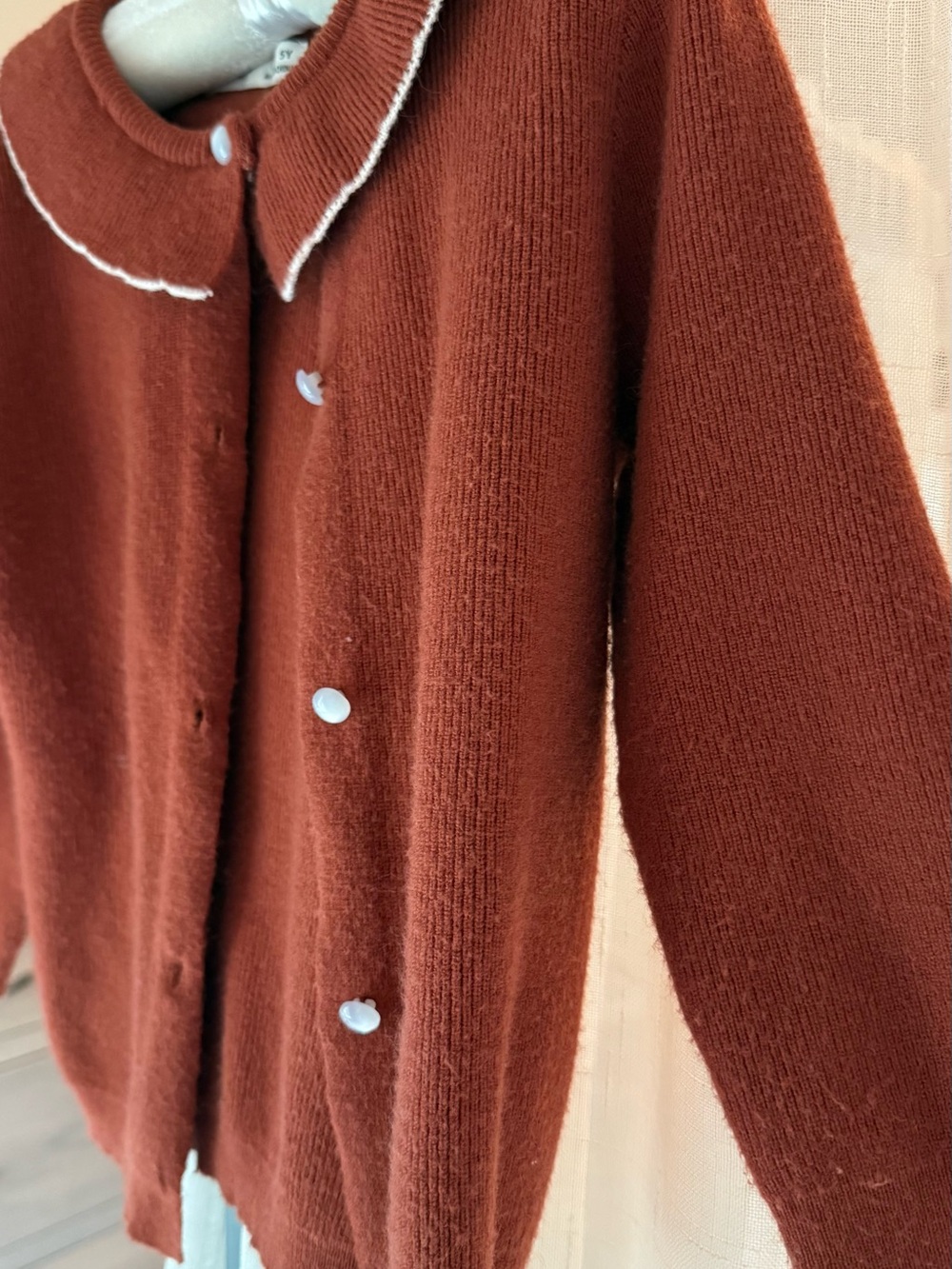 Rust cardigan Peter Pan collar